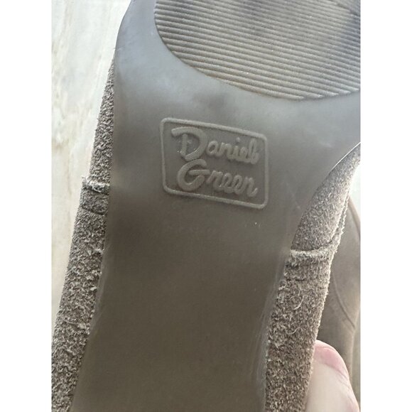 Vintage Outdorables Daniel Green Made In USA Suede Bootie Sz 7 Women’s Brown - Picture 6 of 6